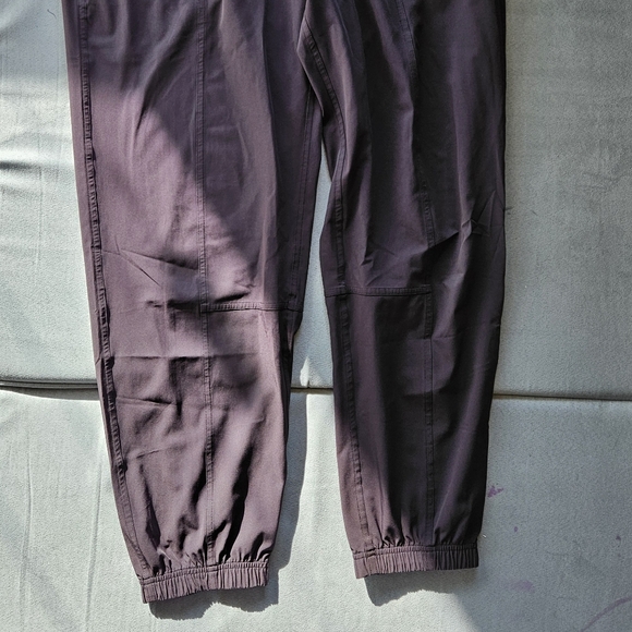 Lululemon All Roads Track Pant - Picture 4 of 6